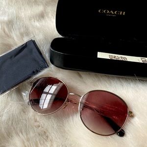 BNWT Coach Sunglasses | Pink Aviator Sunnies